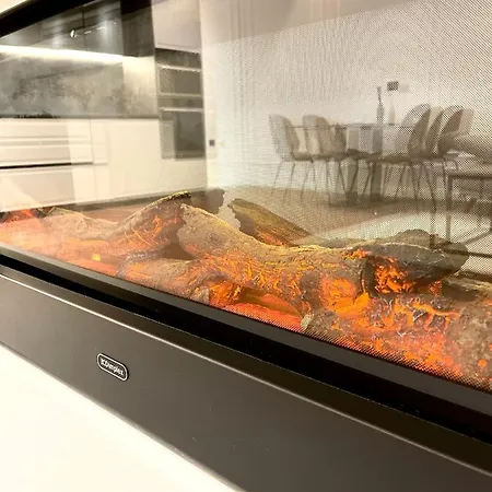 Queen's Luxury Delijorgji *