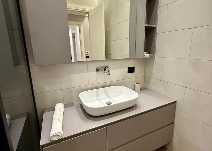 Queen’s Luxury Delijorgji