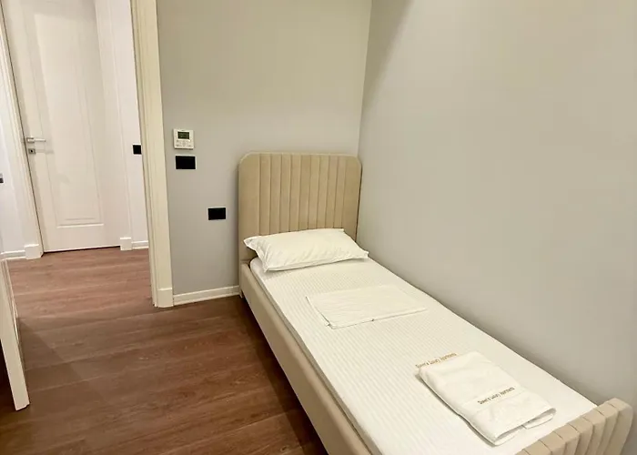 Queen’s Luxury Delijorgji Appartement Tirana