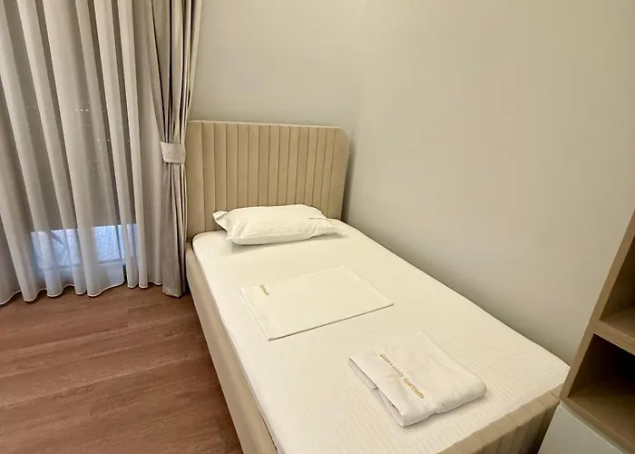 Queen’s Luxury Delijorgji Tirana